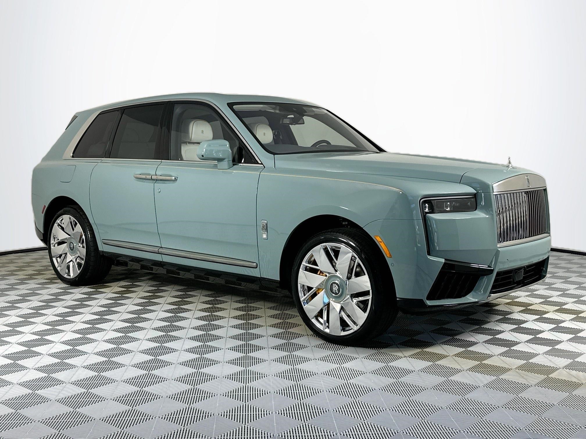 2026 Rolls-Royce Cullinan 