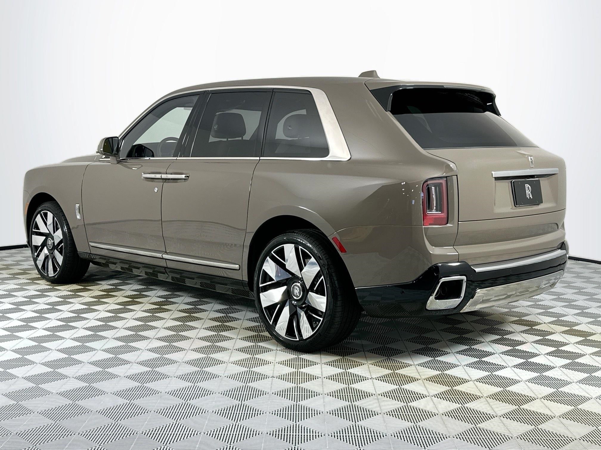 2026 Rolls-Royce Cullinan 
