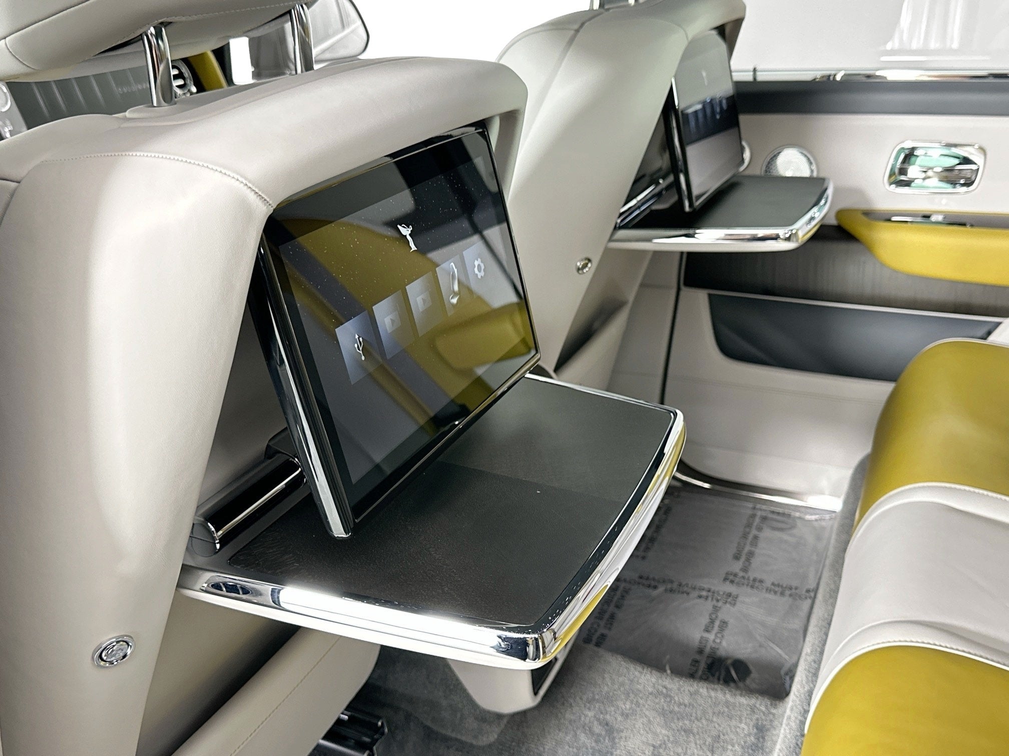 2026 Rolls-Royce Cullinan 