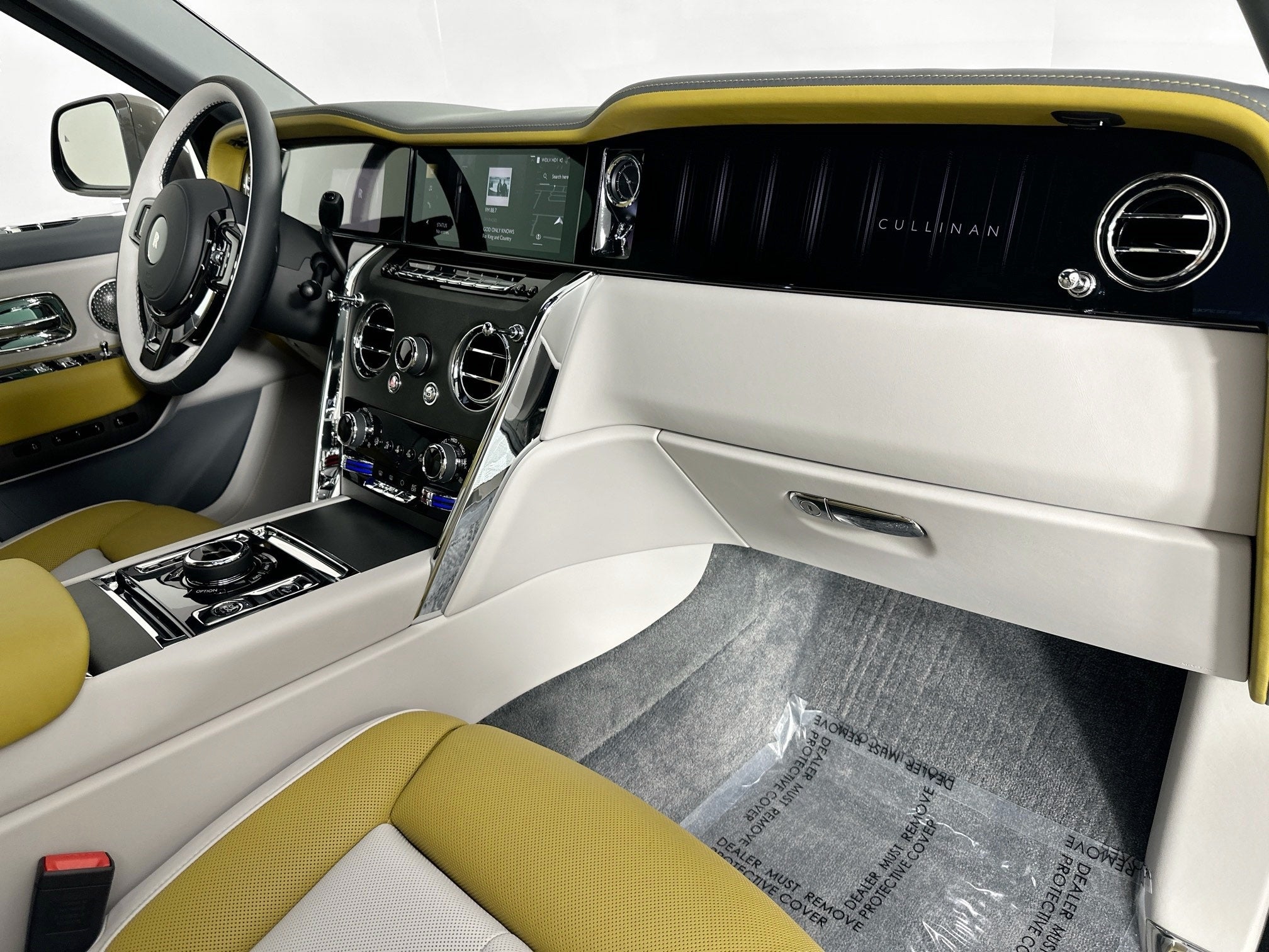 2026 Rolls-Royce Cullinan 