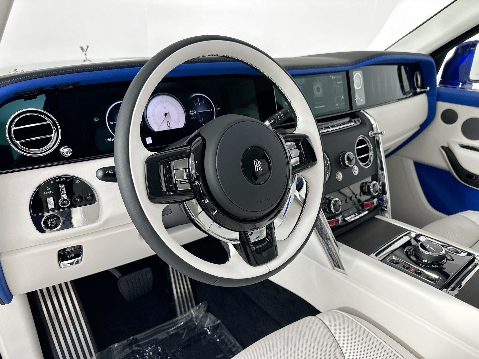 2026 Rolls-Royce Cullinan 