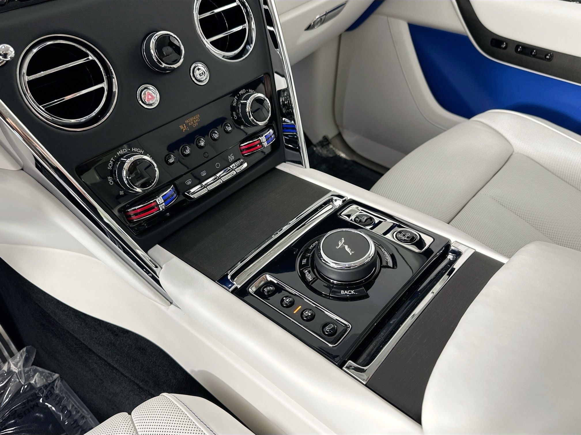 2026 Rolls-Royce Cullinan 