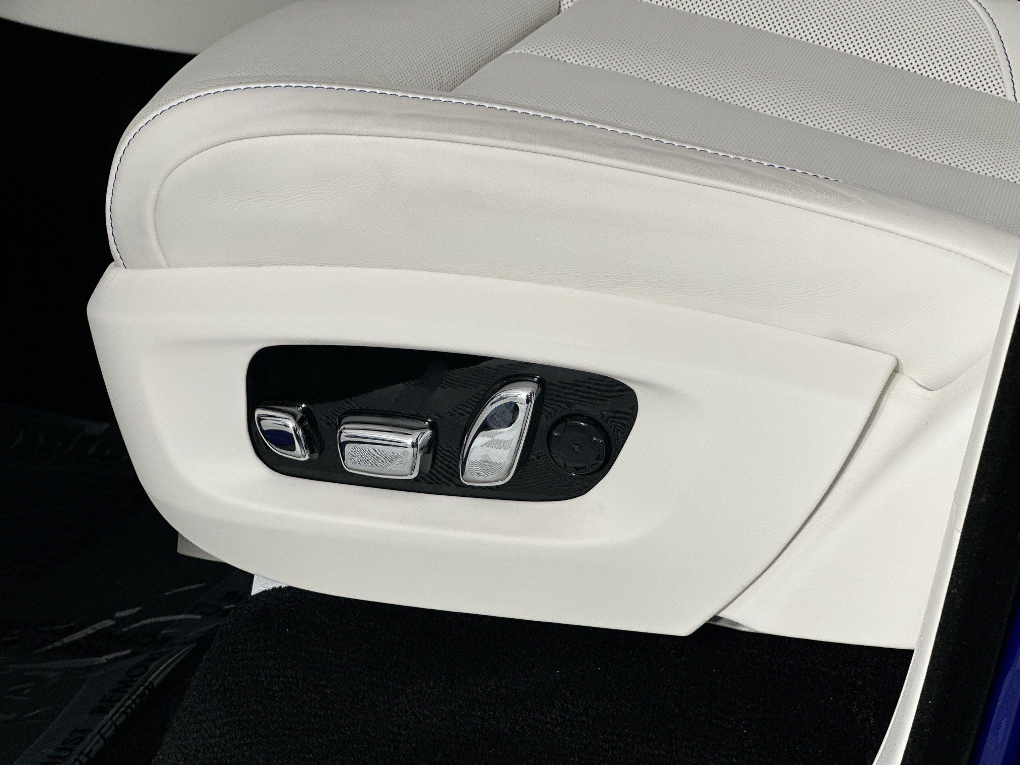 2026 Rolls-Royce Cullinan 