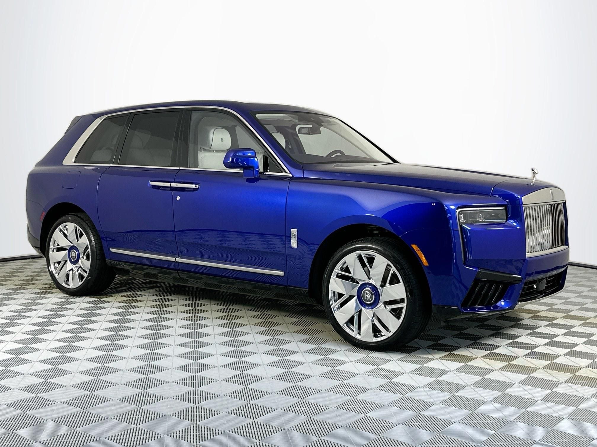 2025 Rolls-Royce Cullinan 