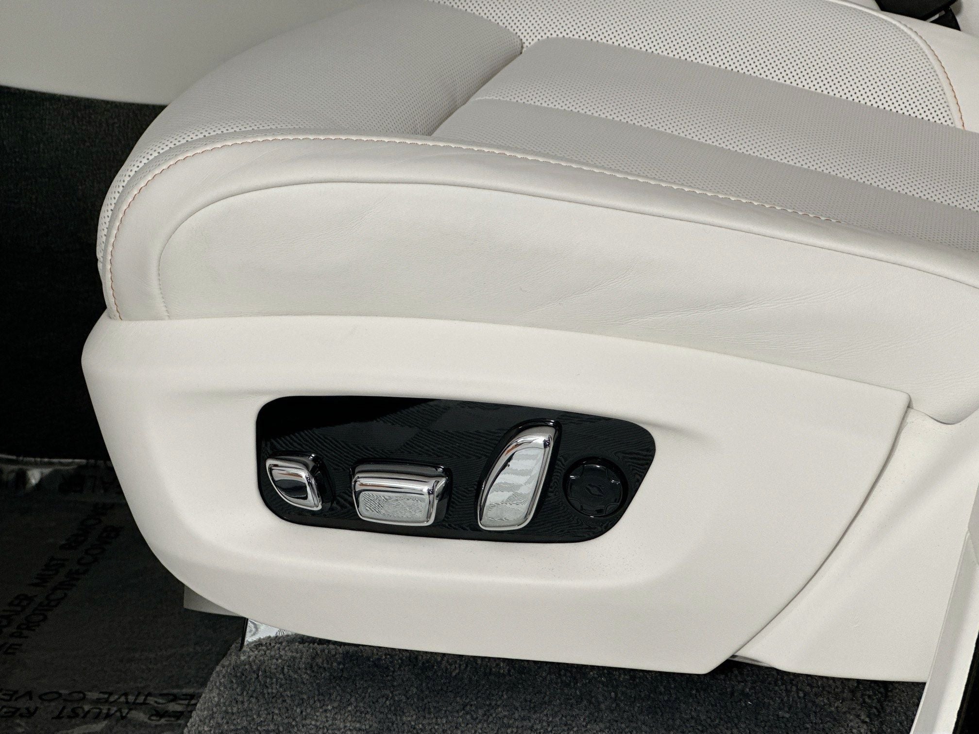 2026 Rolls-Royce Cullinan 