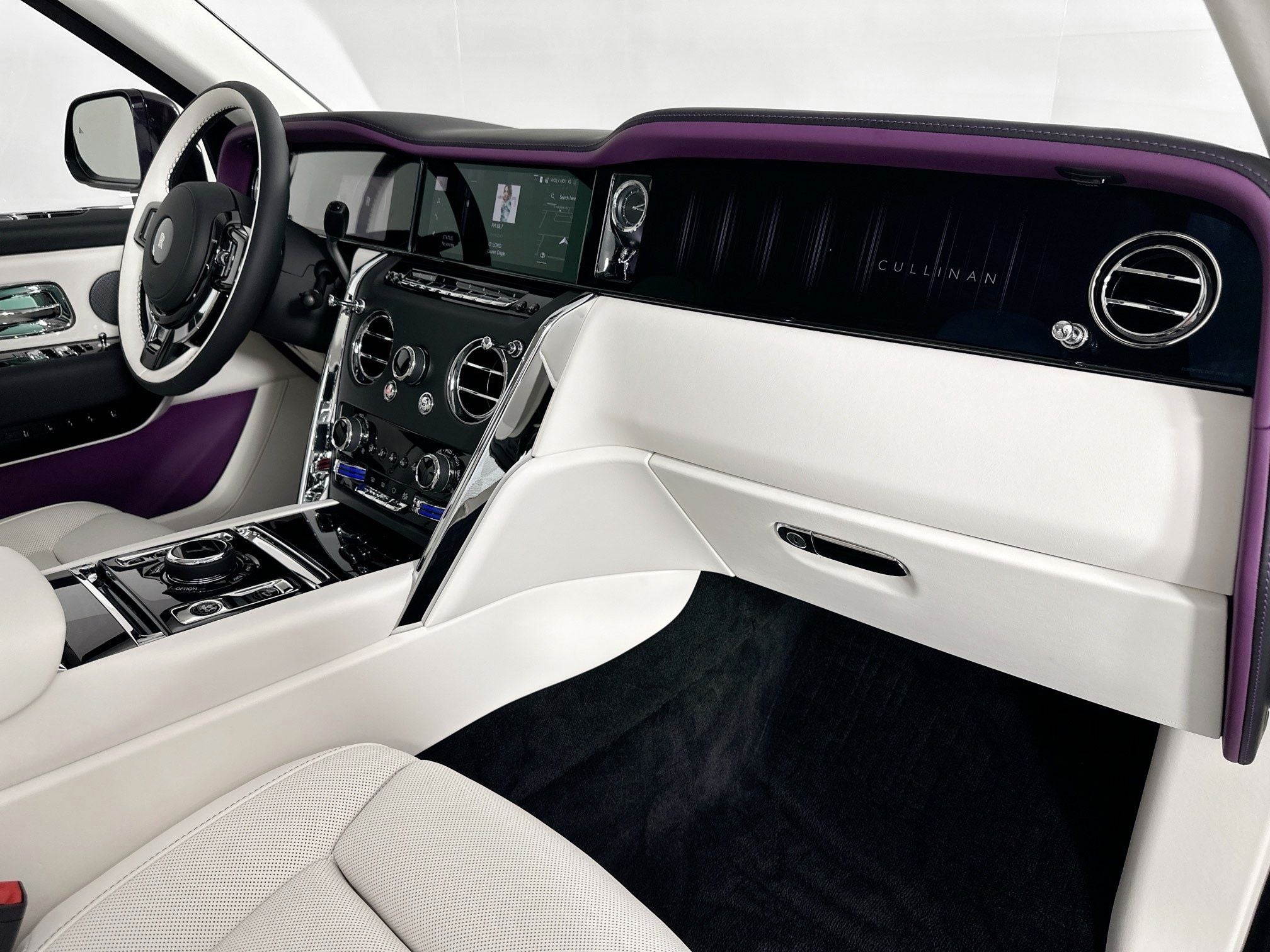 2026 Rolls-Royce Cullinan 