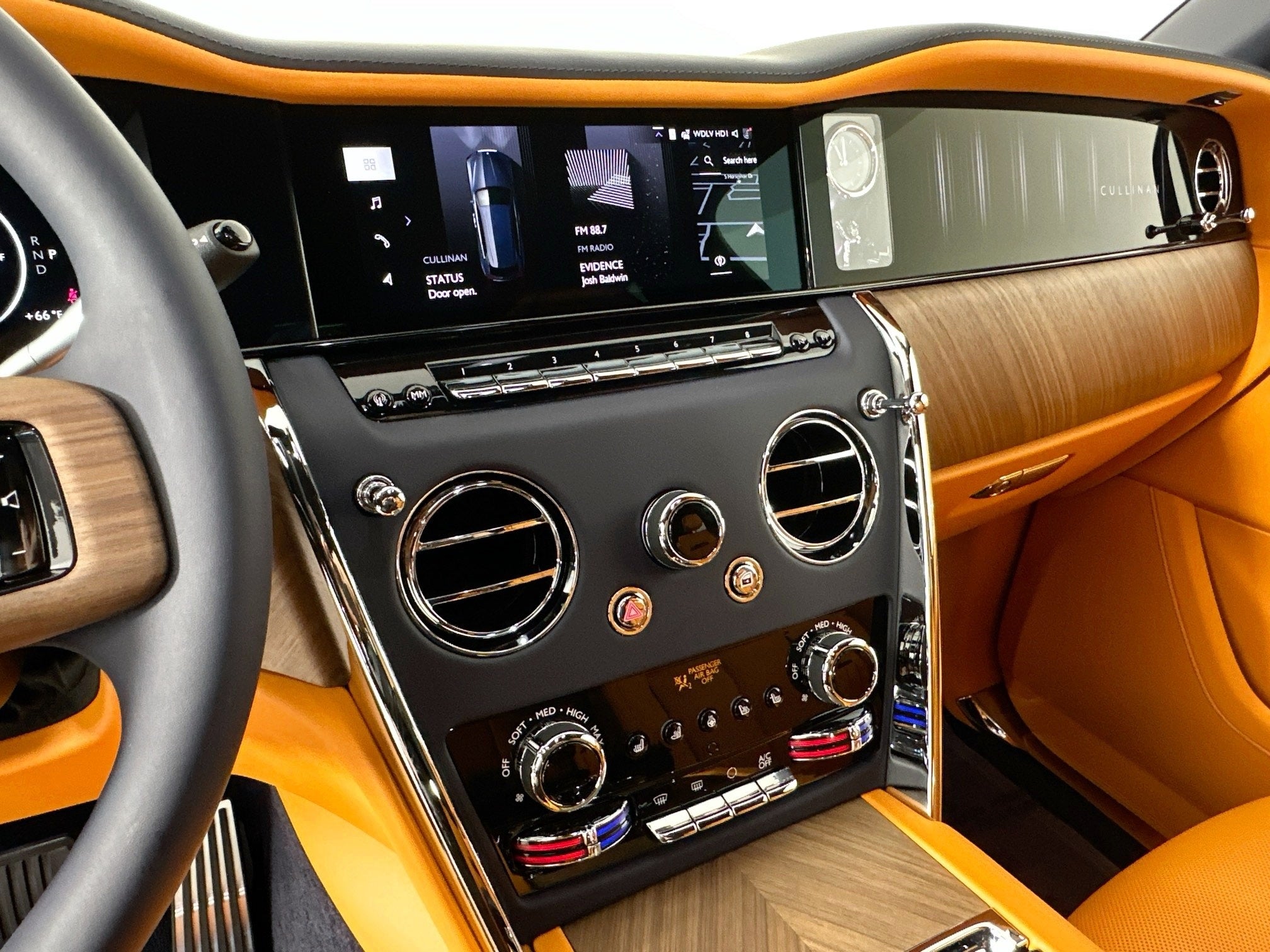 2026 Rolls-Royce Cullinan 