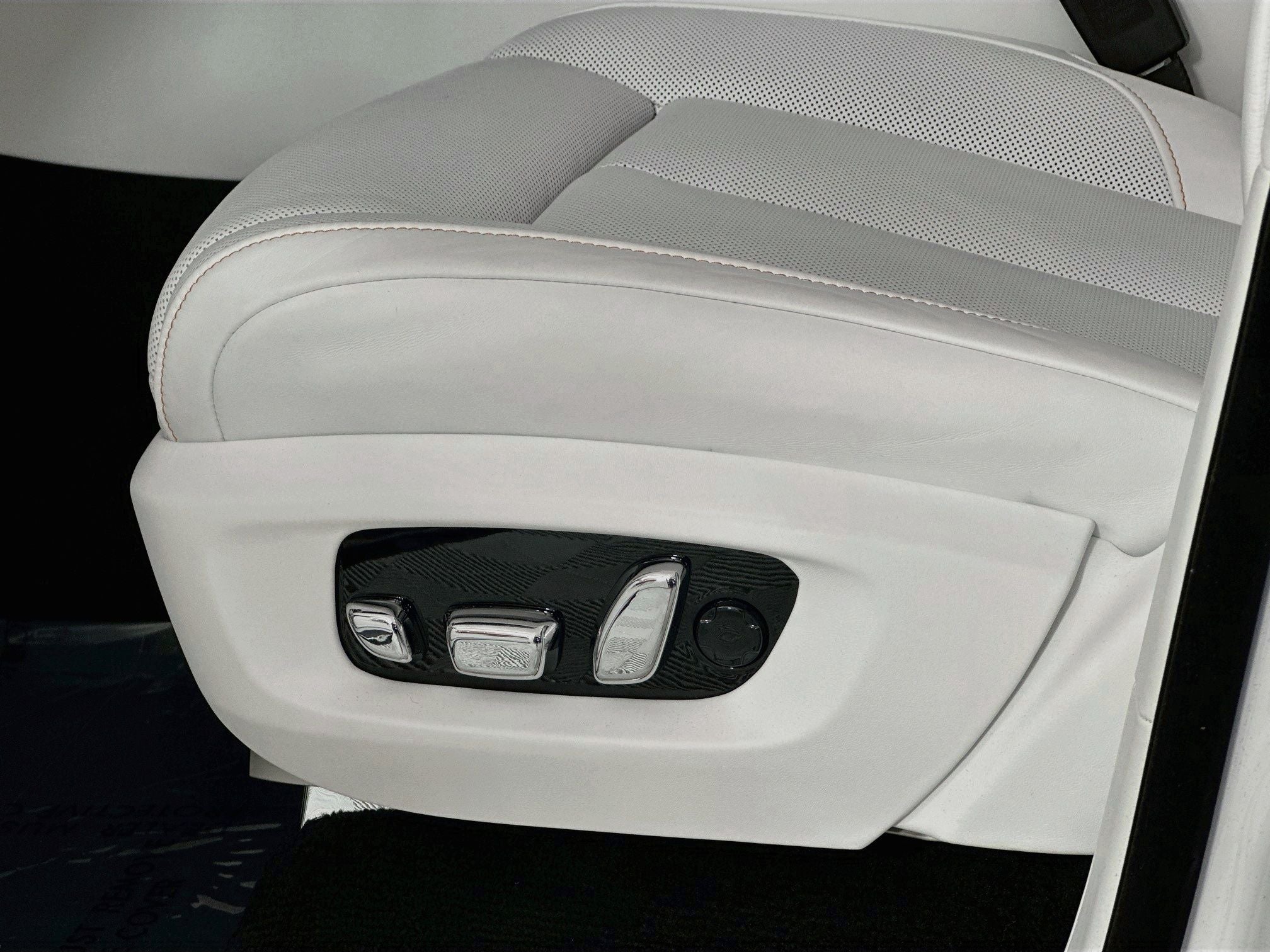 2027 Rolls-Royce Cullinan 
