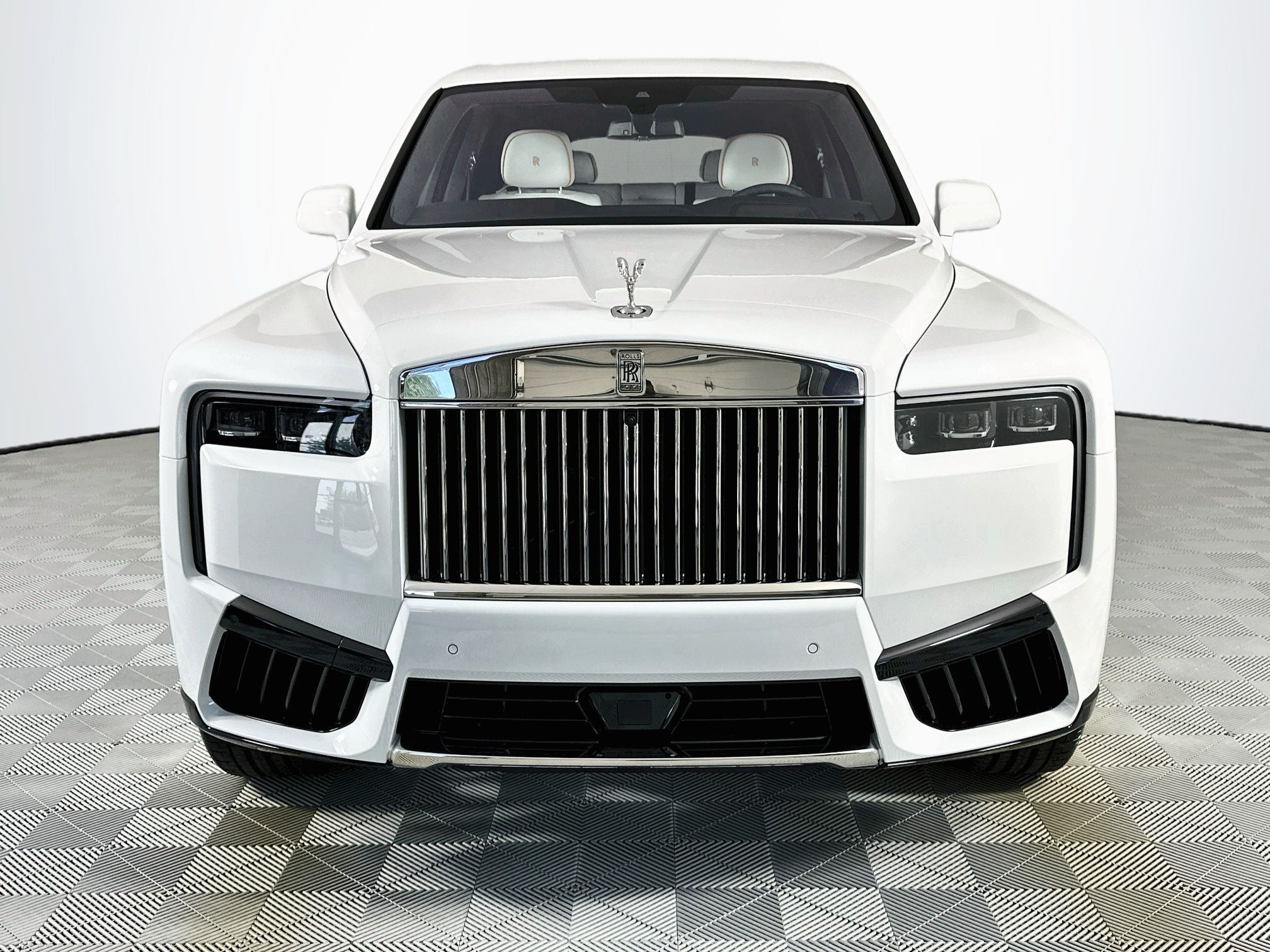 2027 Rolls-Royce Cullinan 
