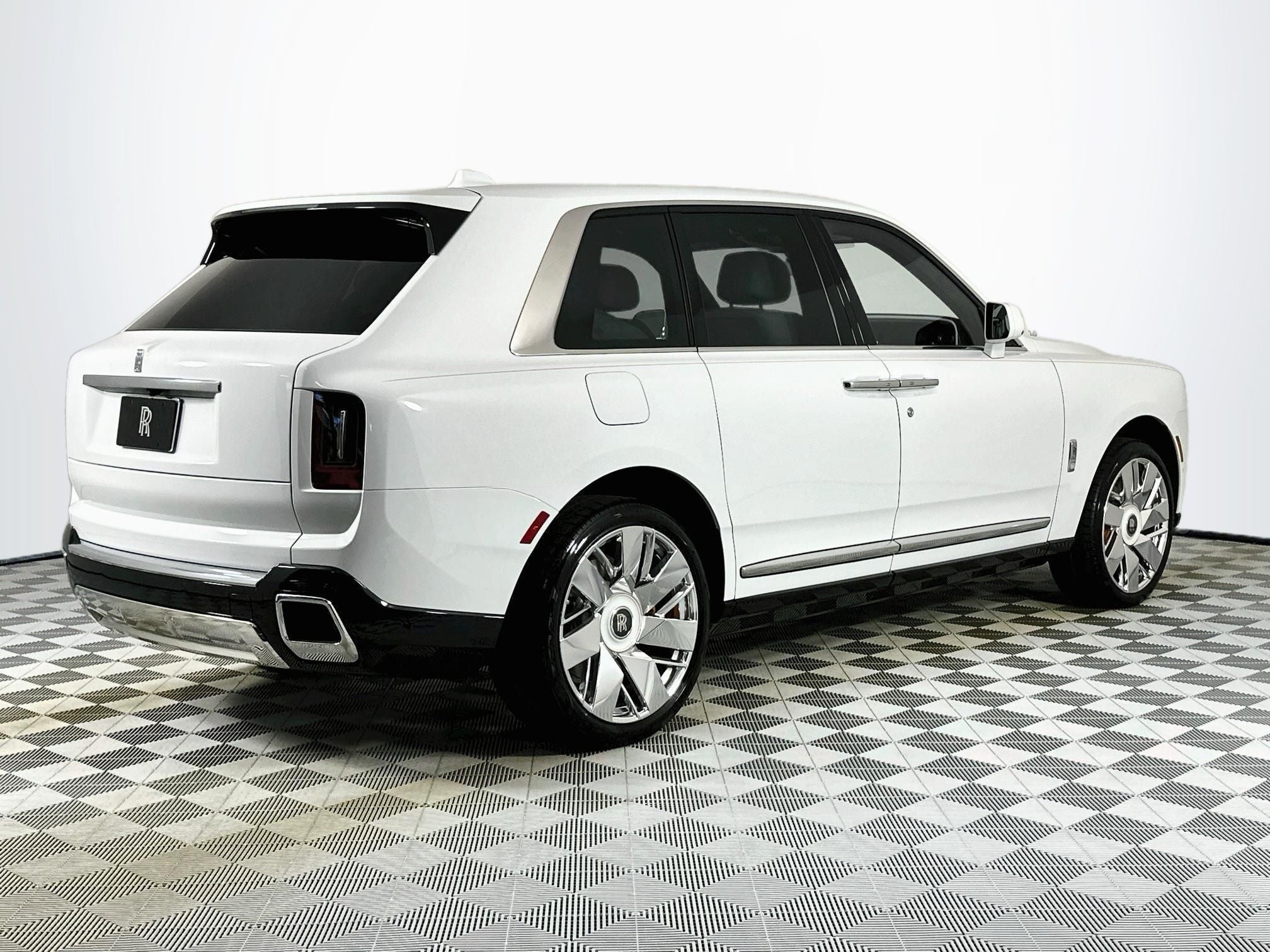2027 Rolls-Royce Cullinan 