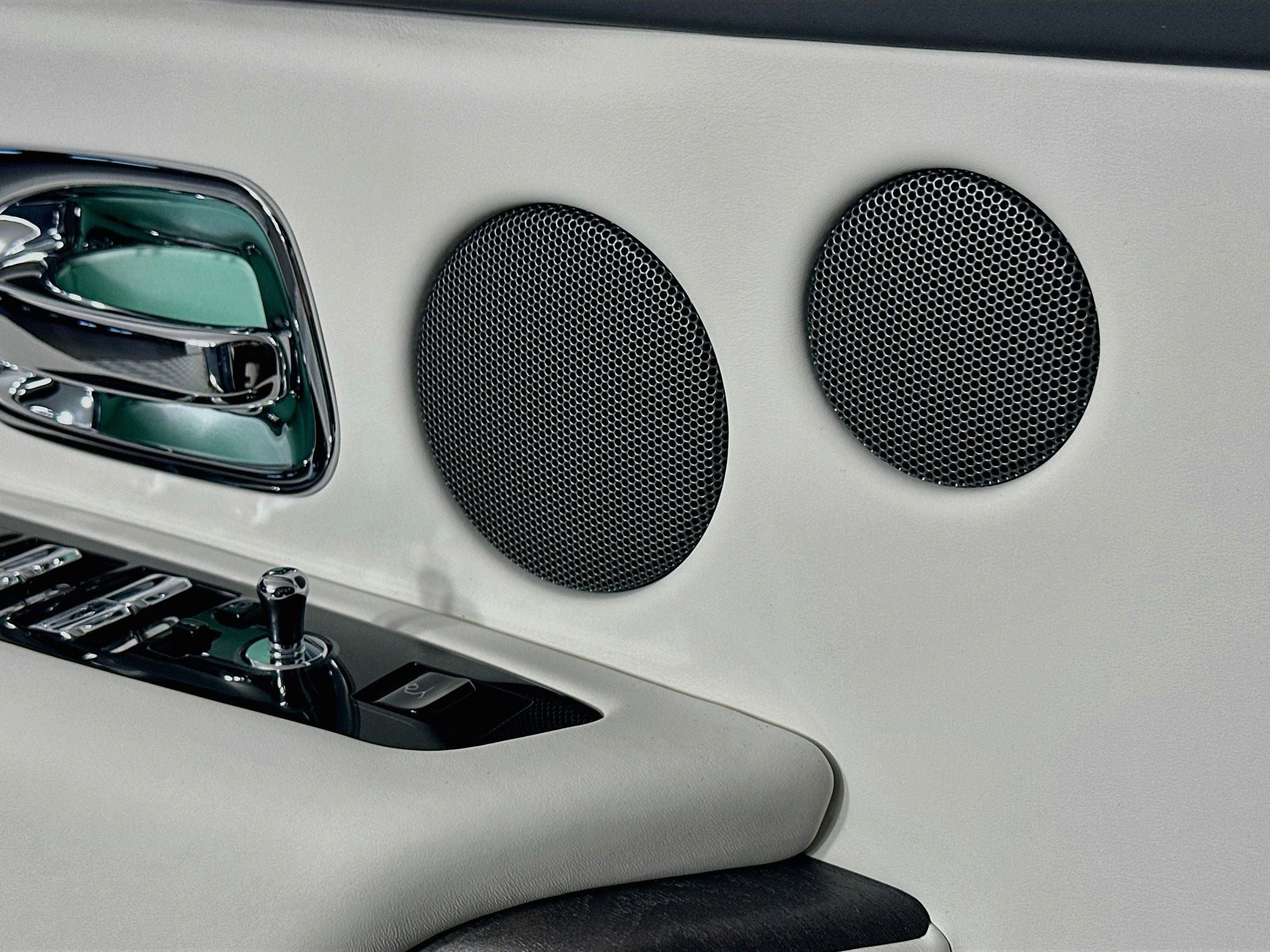 2027 Rolls-Royce Cullinan 