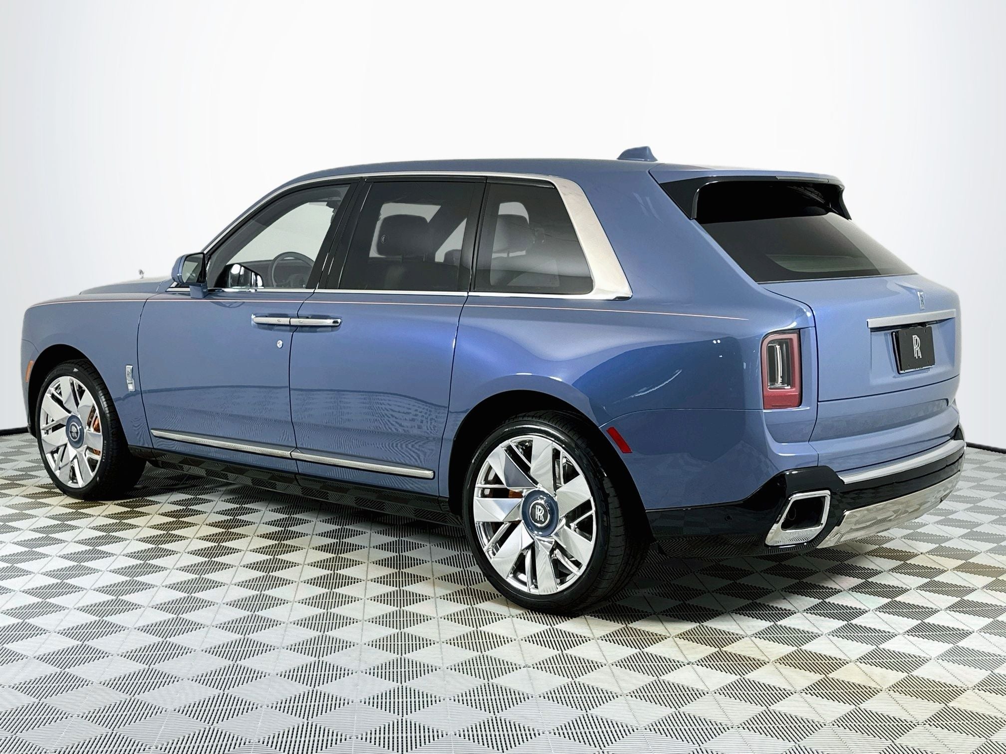 2027 Rolls-Royce Cullinan 