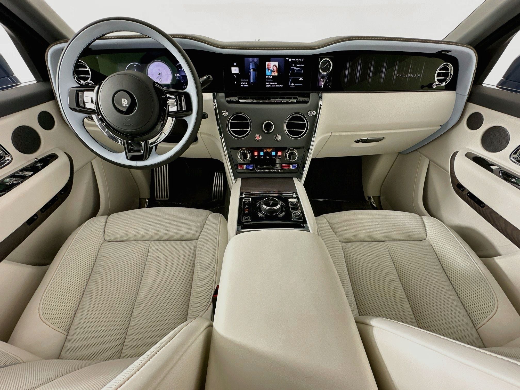 2027 Rolls-Royce Cullinan 