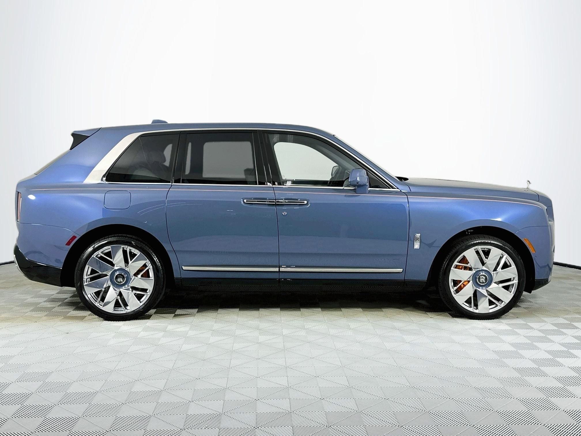 2027 Rolls-Royce Cullinan 