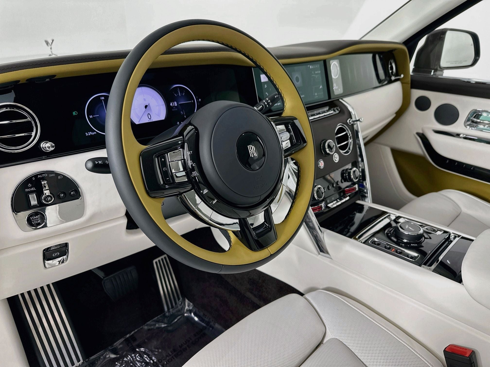 2027 Rolls-Royce Cullinan 