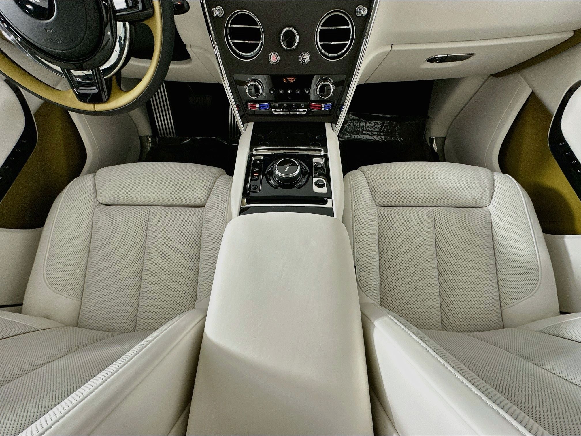 2027 Rolls-Royce Cullinan 