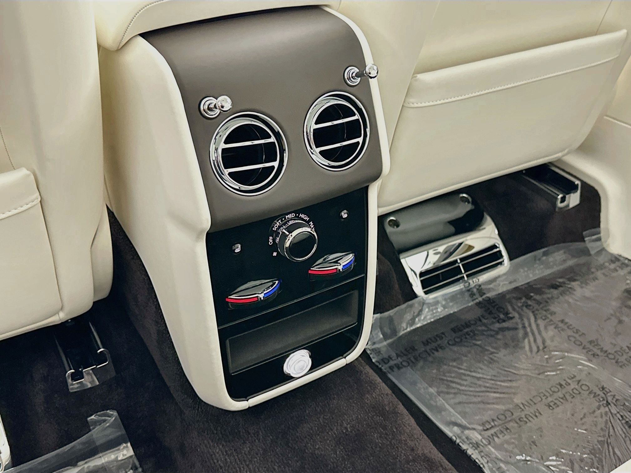 2027 Rolls-Royce Cullinan 