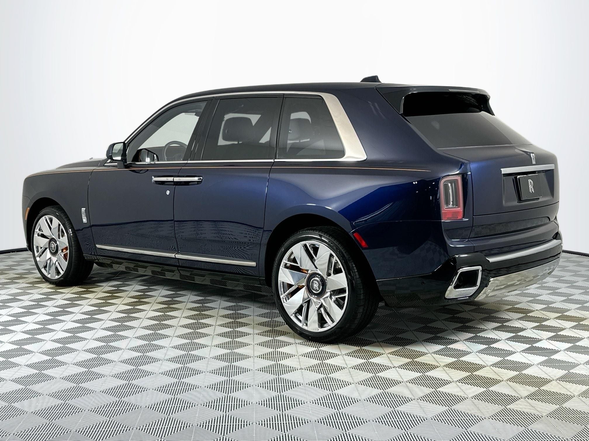2027 Rolls-Royce Cullinan 