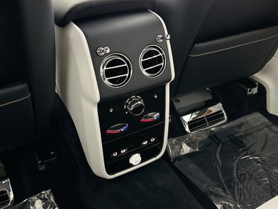 2027 Rolls-Royce Cullinan 