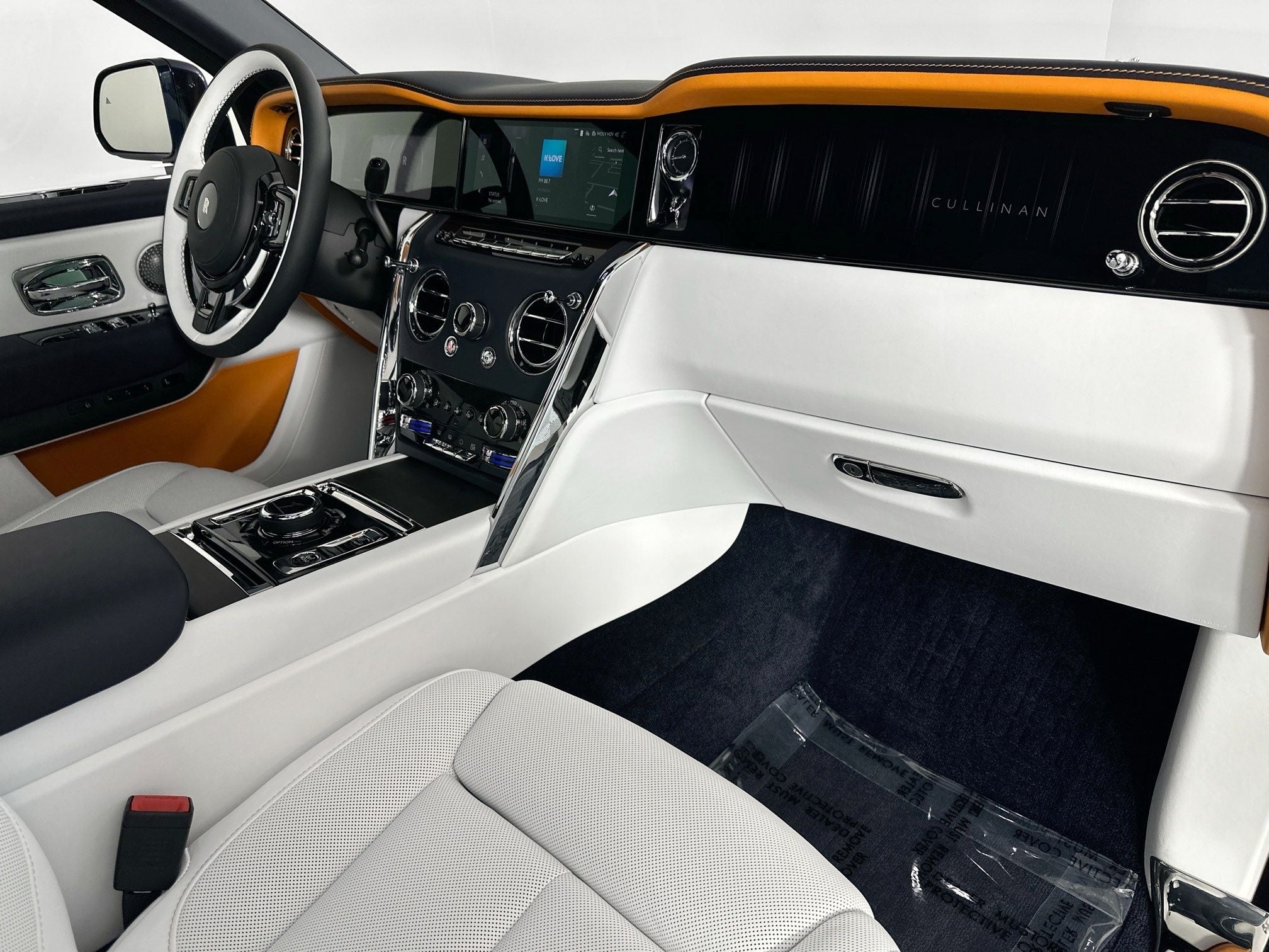 2027 Rolls-Royce Cullinan 