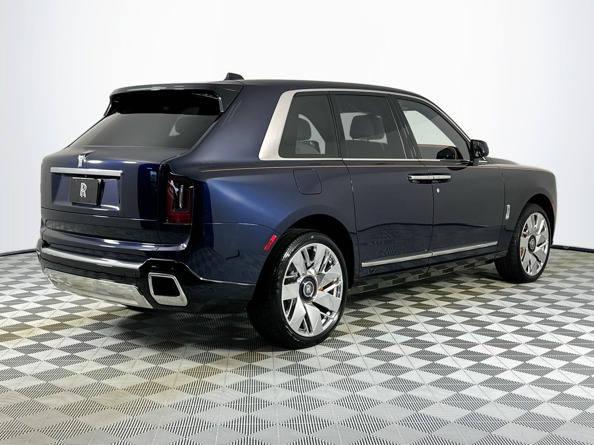 2027 Rolls-Royce Cullinan 