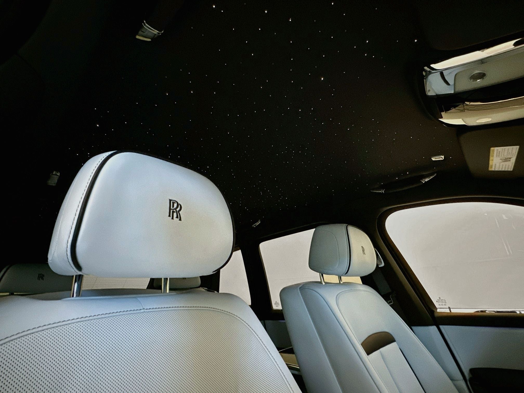 2027 Rolls-Royce Black Badge Cullinan Base