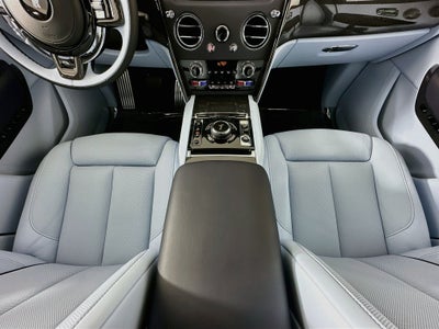 2027 Rolls-Royce Black Badge Cullinan Base