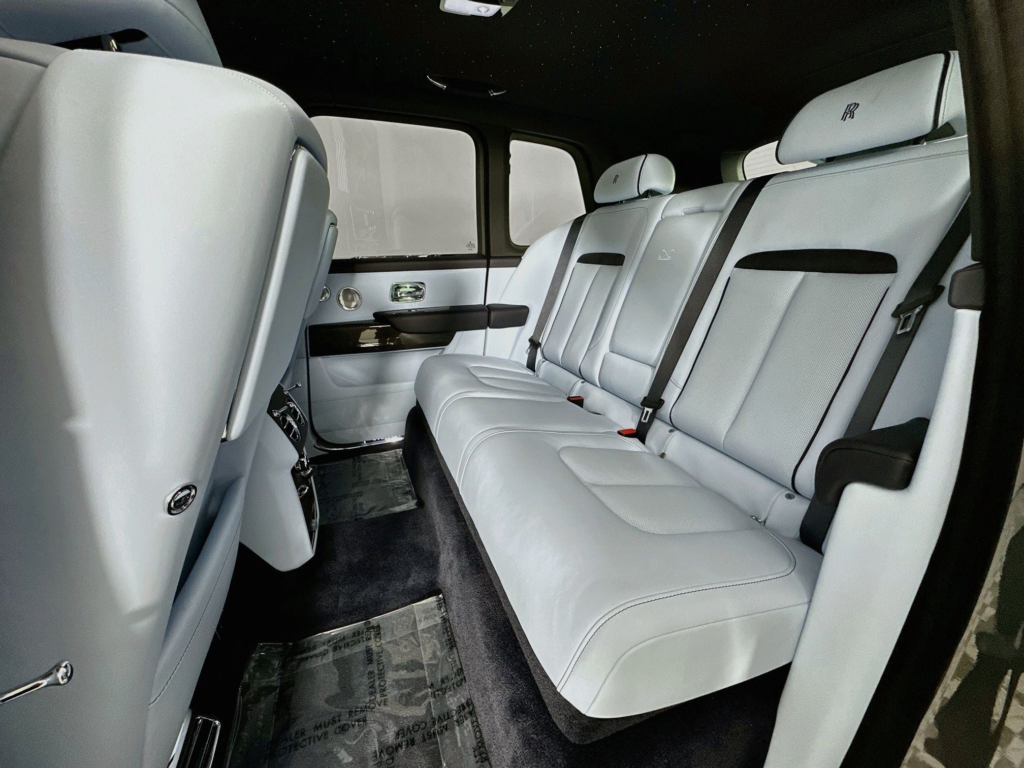 2027 Rolls-Royce Black Badge Cullinan Base