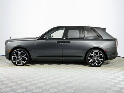 2027 Rolls-Royce Black Badge Cullinan Base