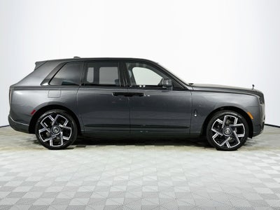 2027 Rolls-Royce Black Badge Cullinan Base