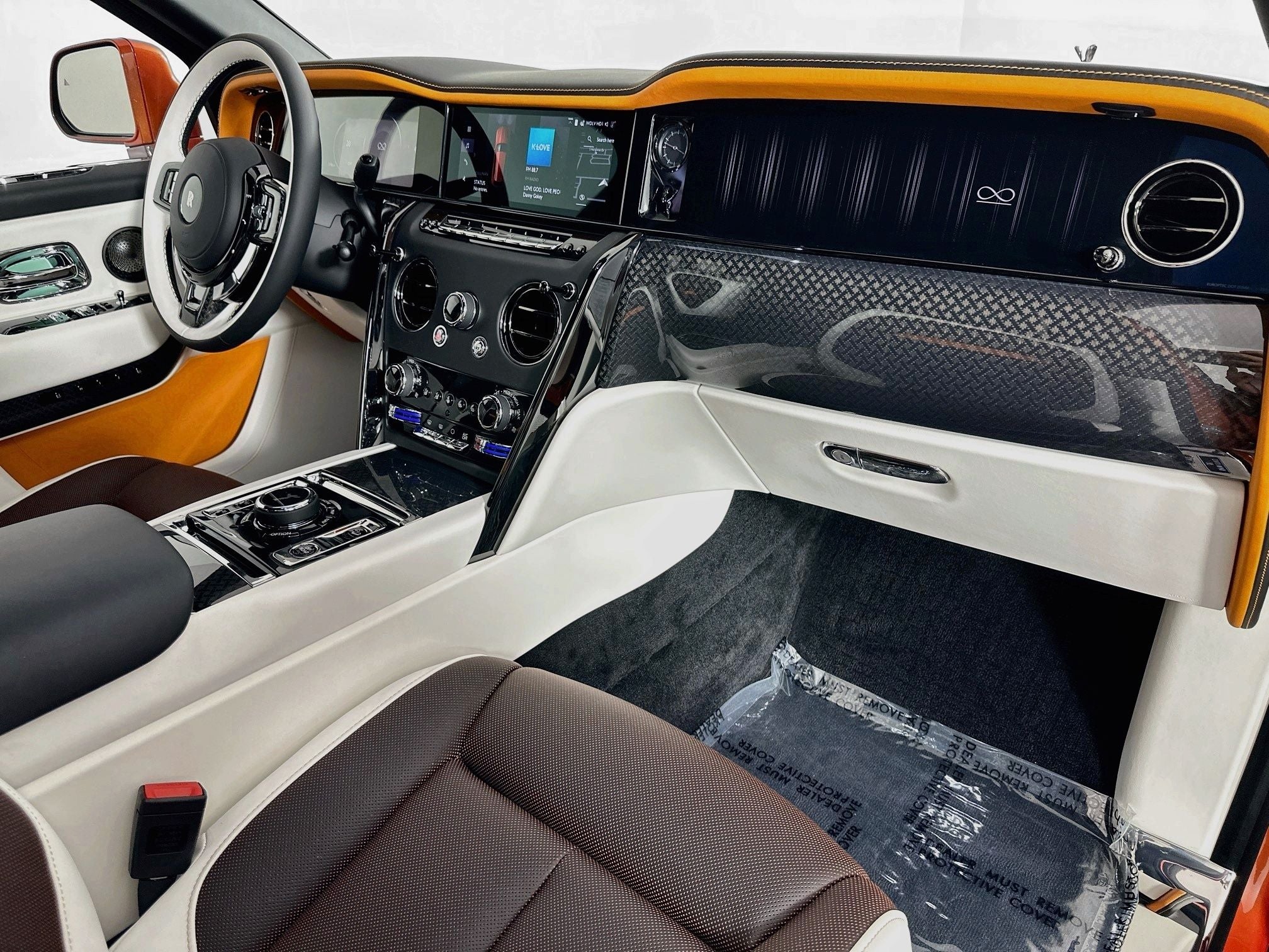 2027 Rolls-Royce Black Badge Cullinan Base