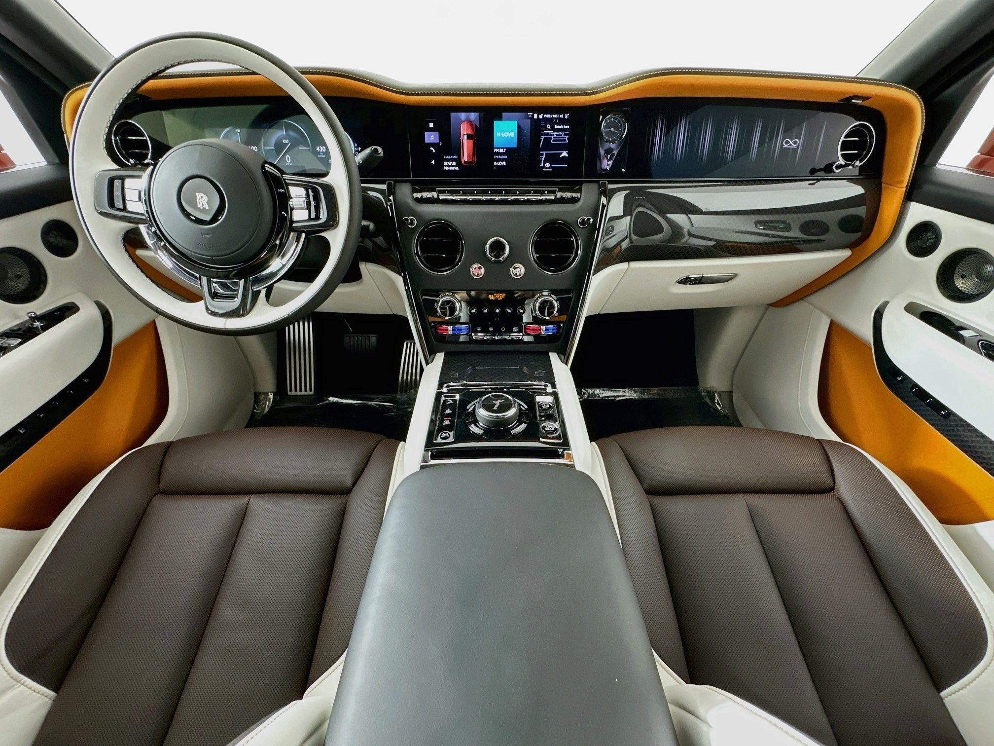 2027 Rolls-Royce Black Badge Cullinan Base