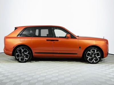 2027 Rolls-Royce Black Badge Cullinan Base