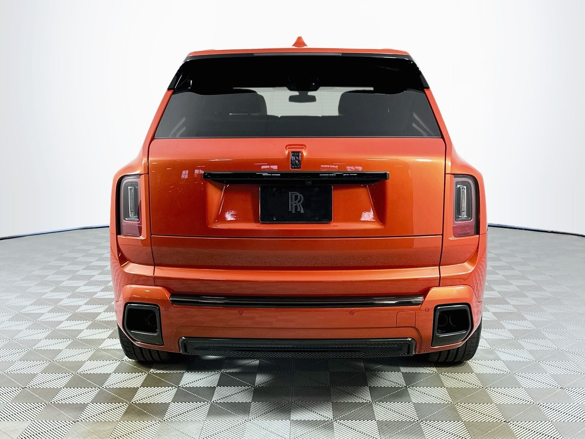 2027 Rolls-Royce Black Badge Cullinan Base