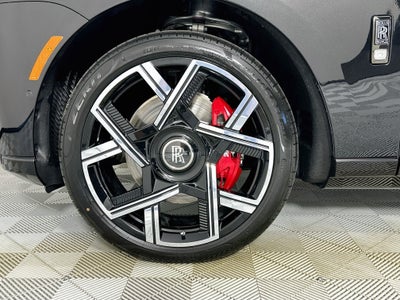 2027 Rolls-Royce Black Badge Cullinan Base