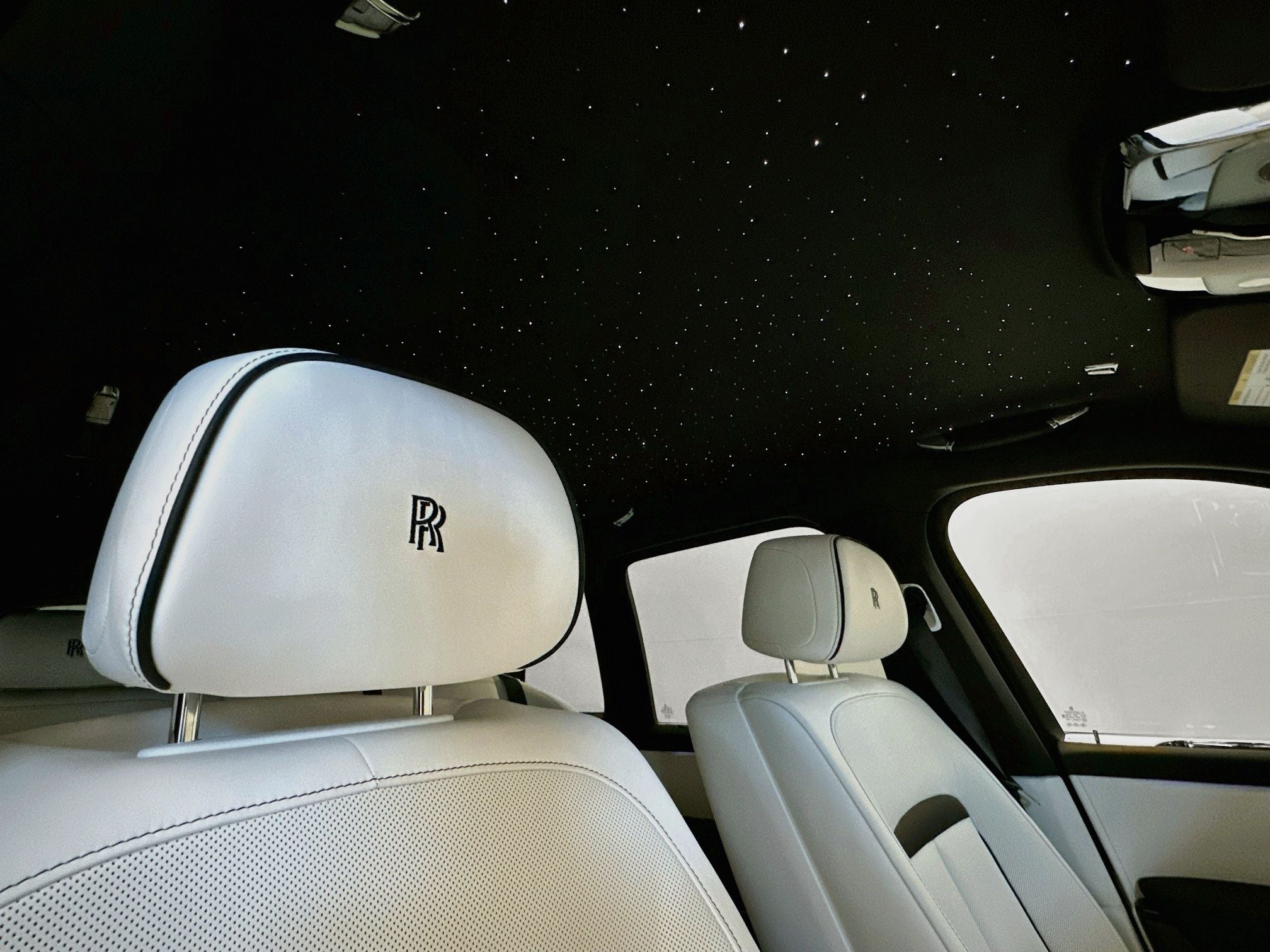 2027 Rolls-Royce Black Badge Cullinan Base