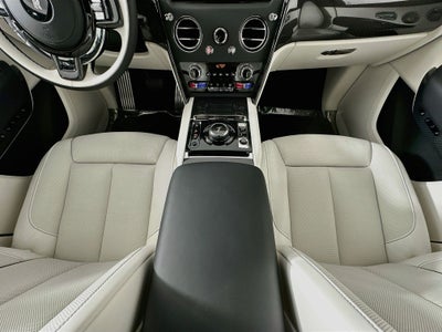 2027 Rolls-Royce Black Badge Cullinan Base