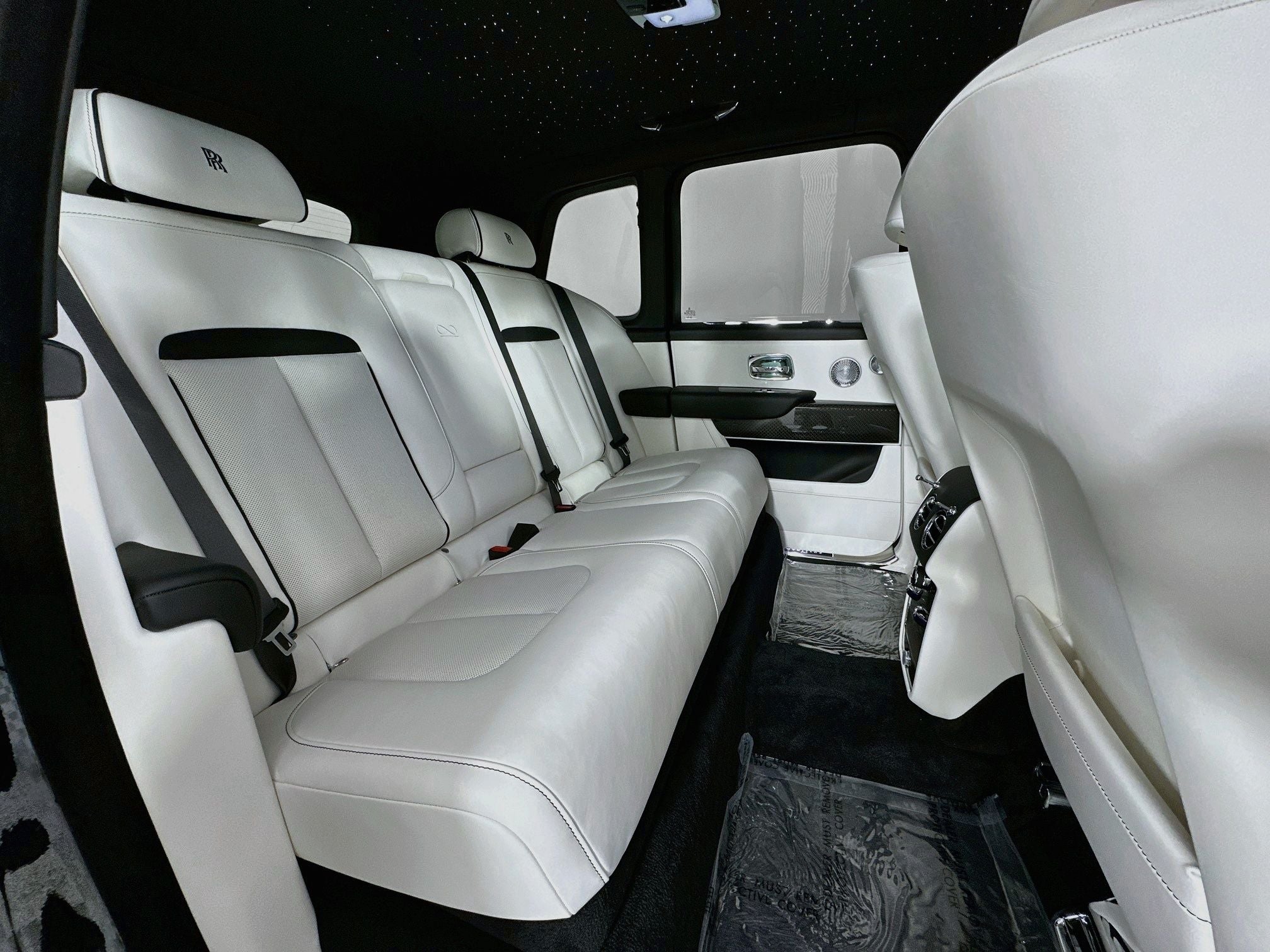 2027 Rolls-Royce Black Badge Cullinan Base
