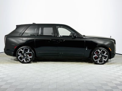 2027 Rolls-Royce Black Badge Cullinan Base