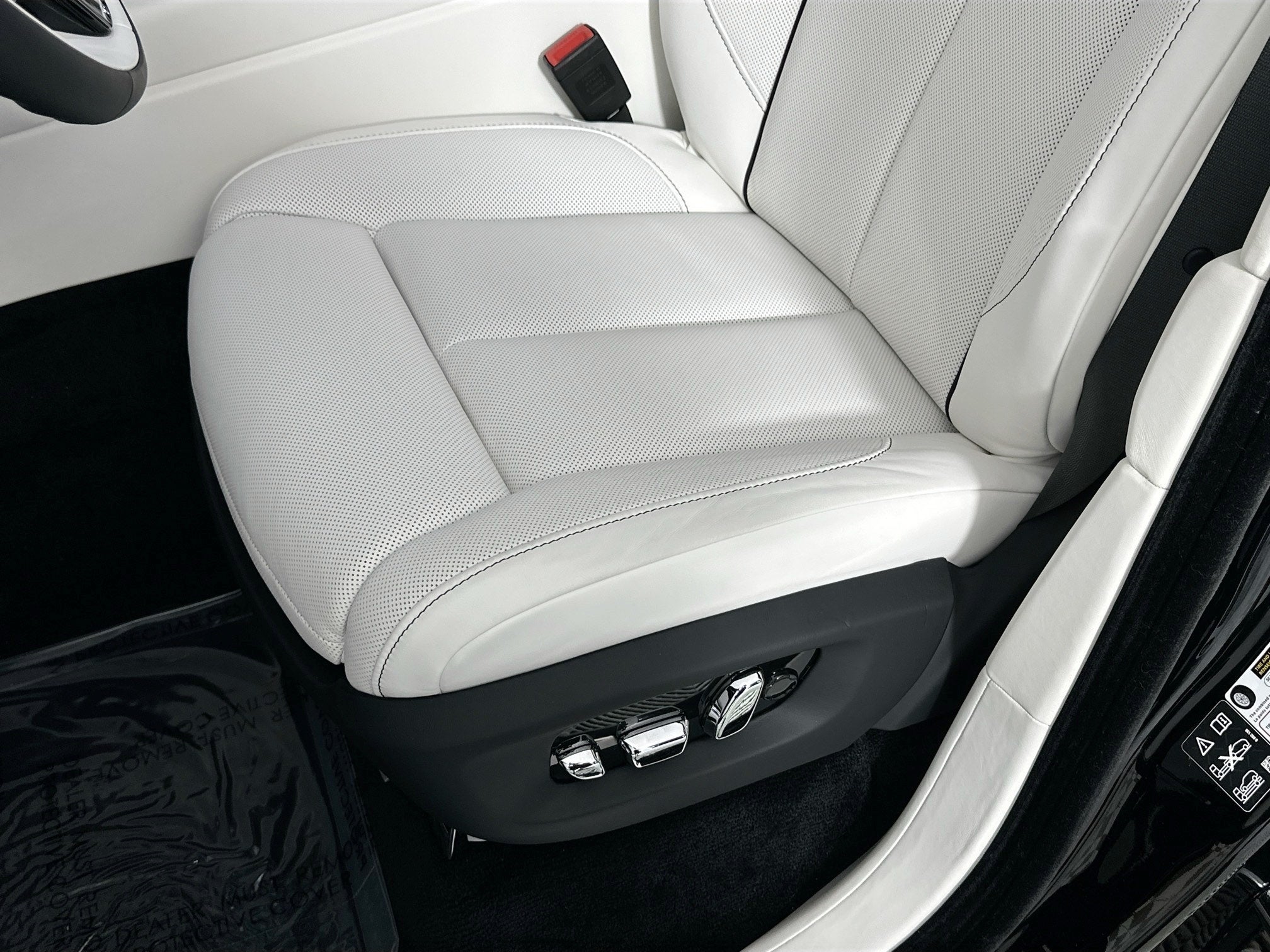 2026 Rolls-Royce Black Badge Cullinan Base