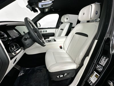 2026 Rolls-Royce Black Badge Cullinan Base