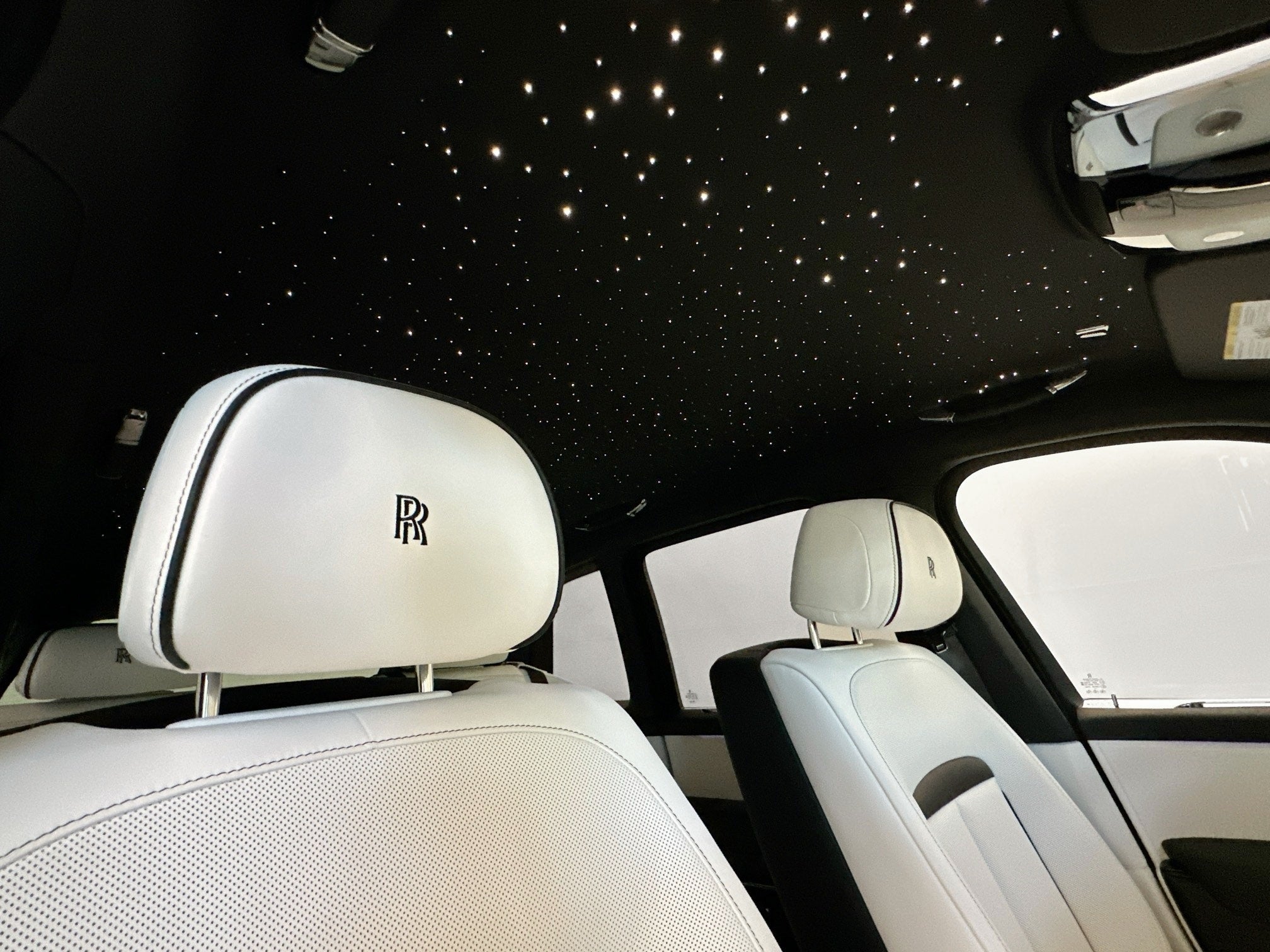 2026 Rolls-Royce Black Badge Cullinan Base