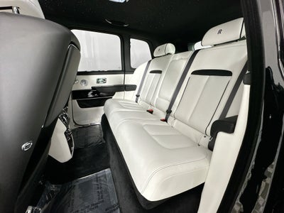 2026 Rolls-Royce Black Badge Cullinan Base