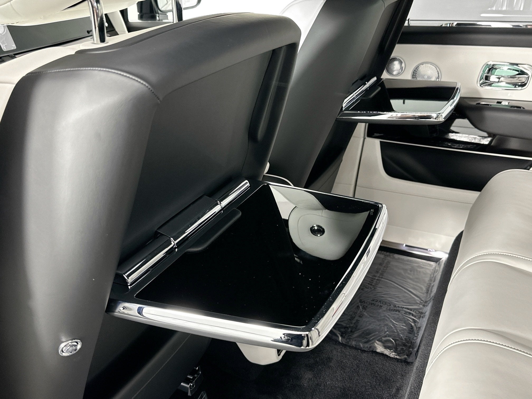 2026 Rolls-Royce Black Badge Cullinan Base