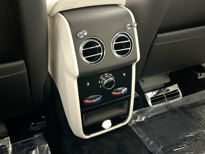 2026 Rolls-Royce Black Badge Cullinan Base