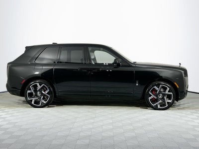 2026 Rolls-Royce Black Badge Cullinan Base