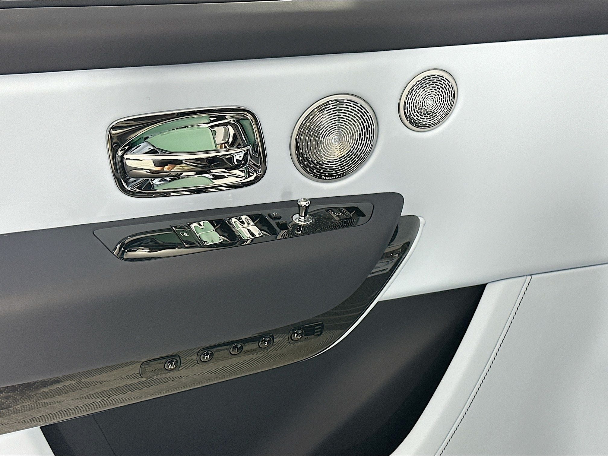 2026 Rolls-Royce Black Badge Cullinan Base