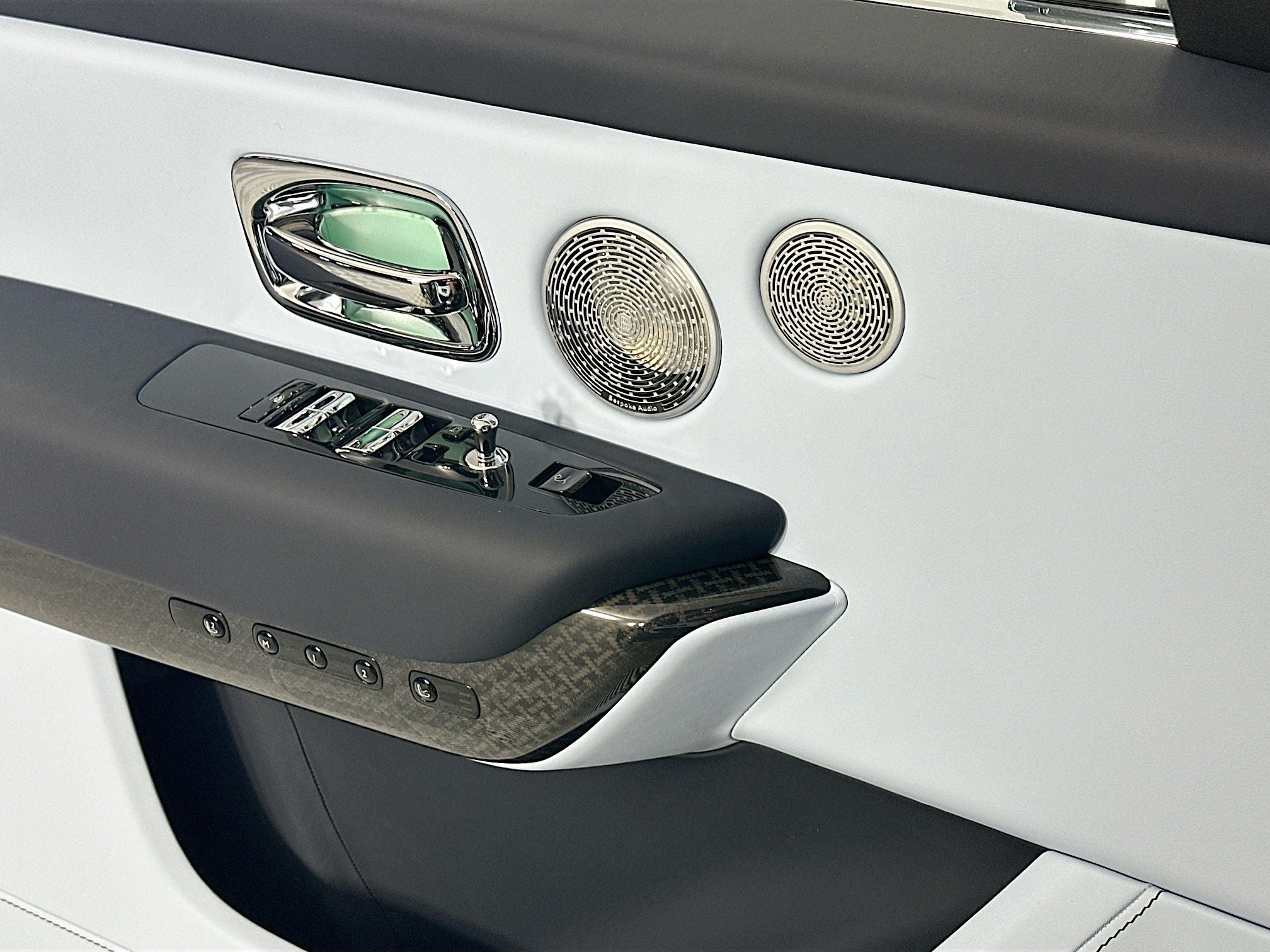 2026 Rolls-Royce Black Badge Cullinan Base