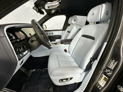 2026 Rolls-Royce Black Badge Cullinan Base