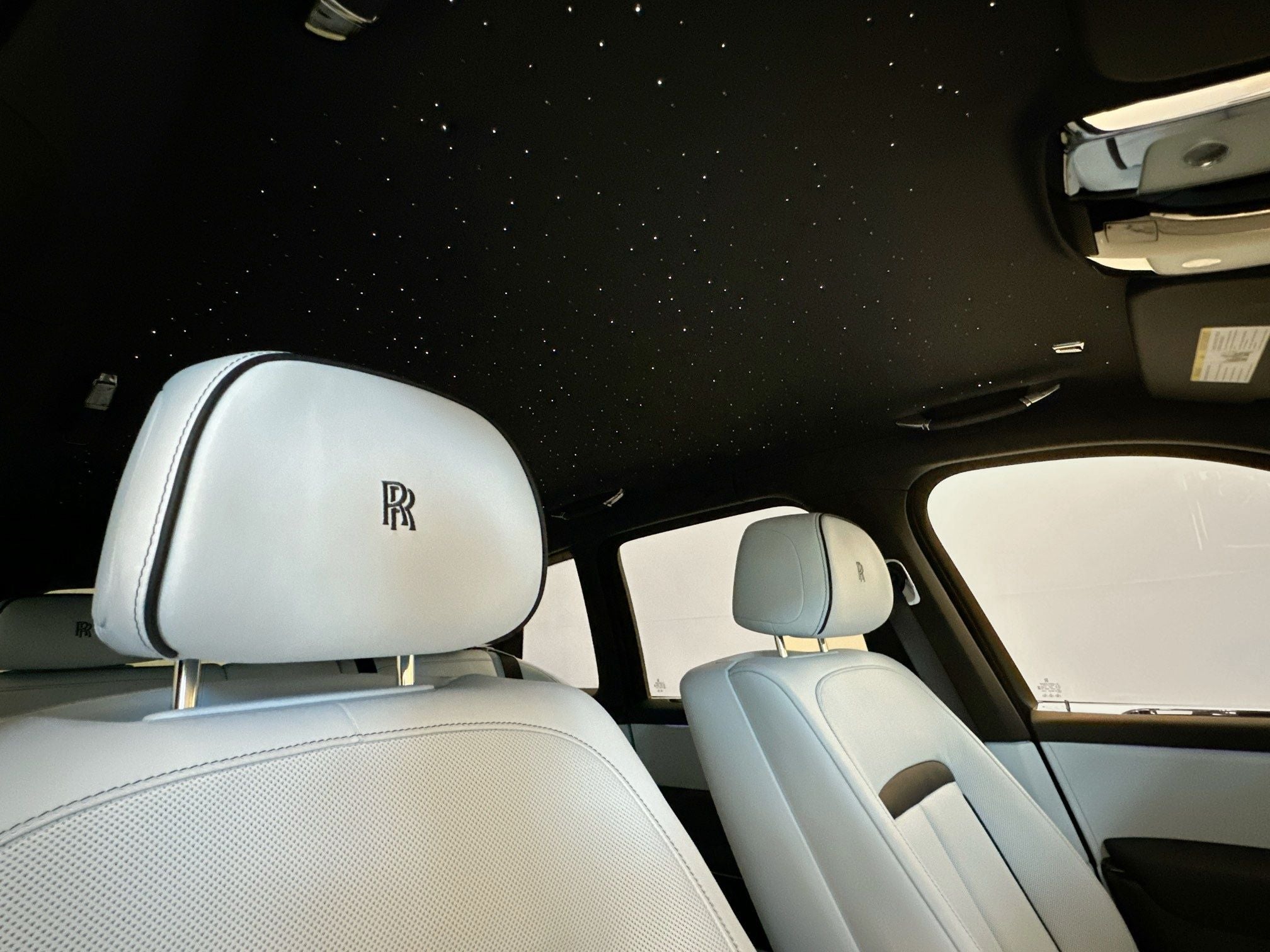 2026 Rolls-Royce Black Badge Cullinan Base